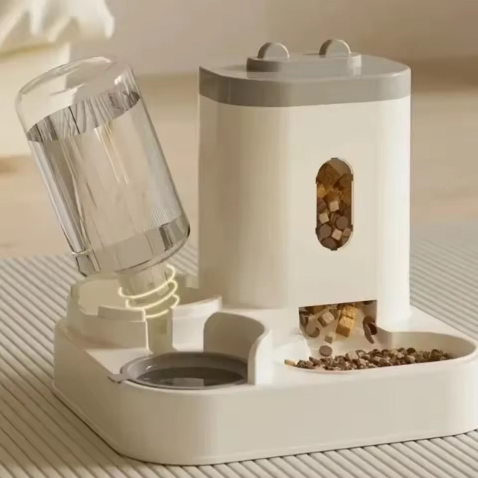 Distributeur d'eau et nourriture